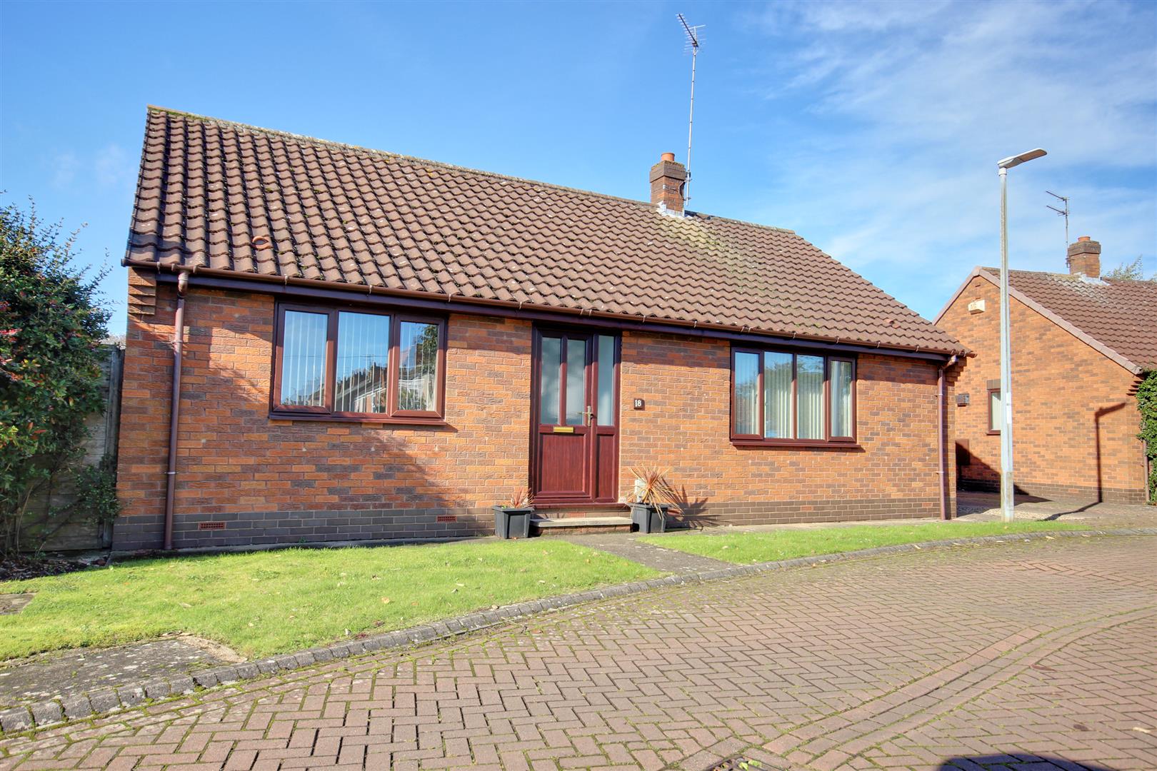 Kirk Croft, Cottingham